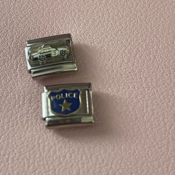 Vintage Fiozini Italian Link Charms Police‎ - Picture 1 of 5